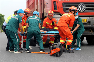 江苏沛县道路救援